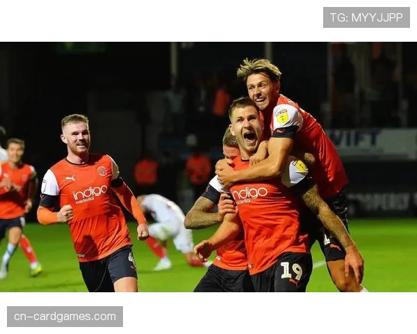 埃弗顿后卫结束三场停赛，将在对阵卢顿的比赛中回归